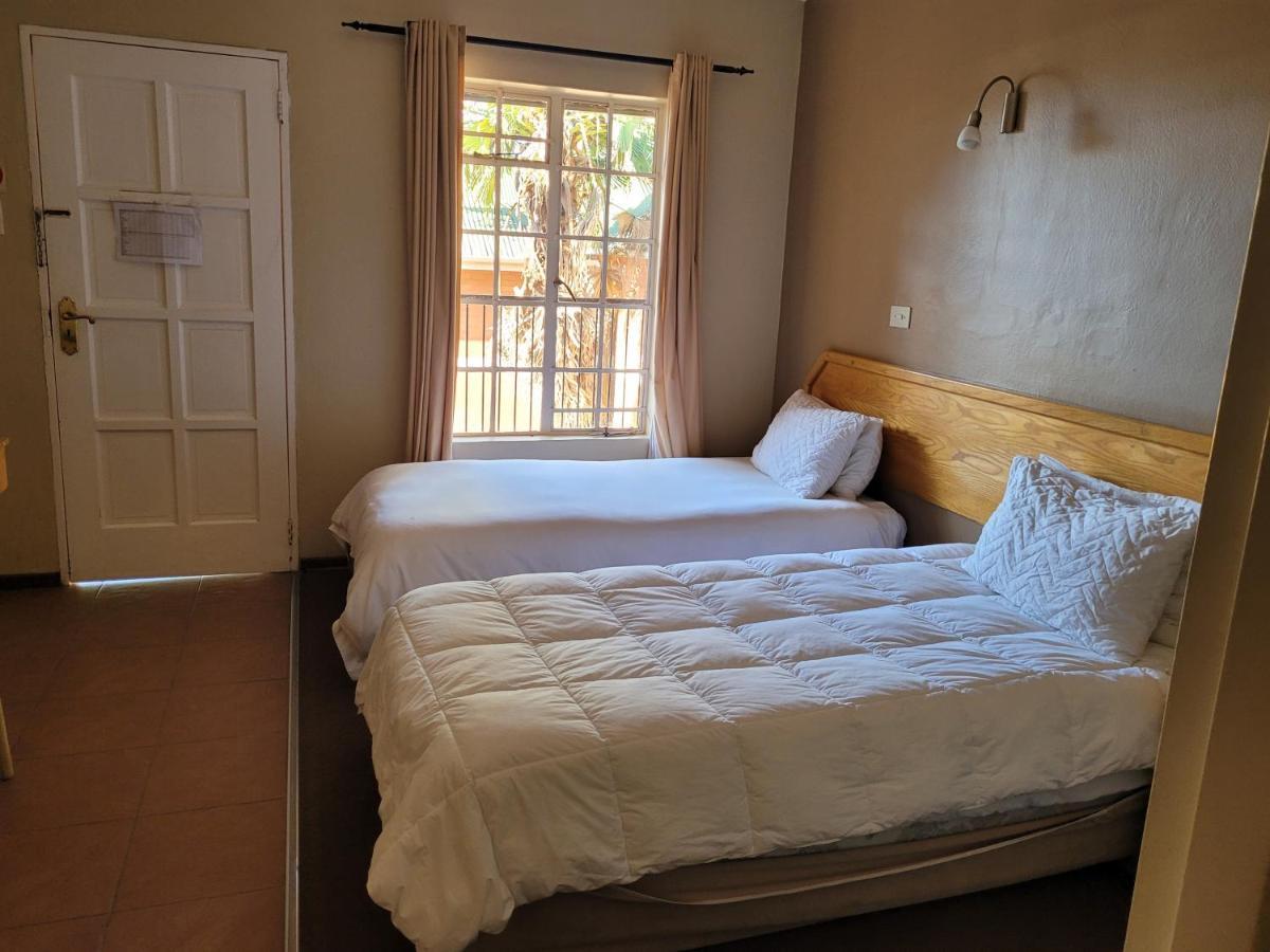 The Cannon Lodge 뉴캐슬 외부 사진