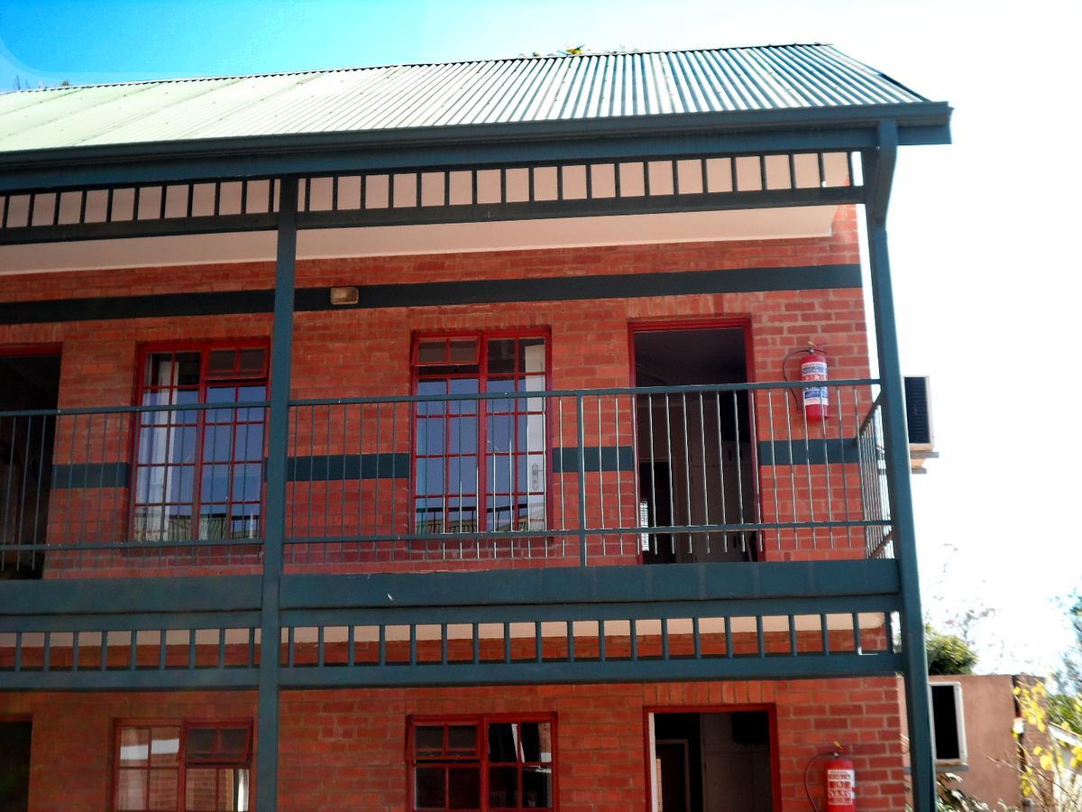The Cannon Lodge 뉴캐슬 외부 사진